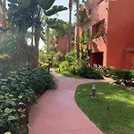 Апартаменты Beachside In Марбелья