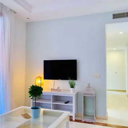 Beachside In Apartment Marbella