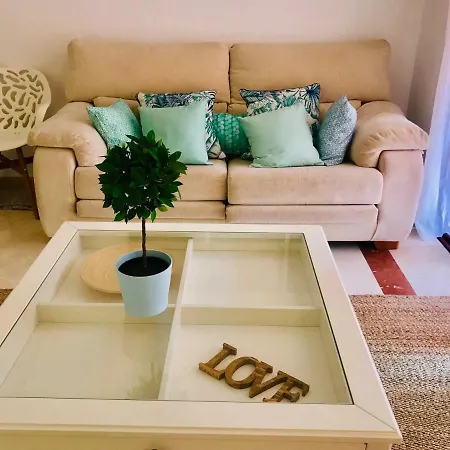 Beachside In * מארבלה