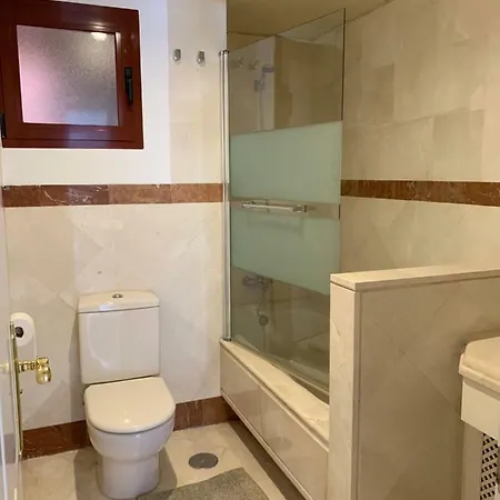 Апартаменты Beachside In Марбелья