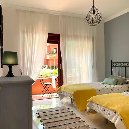 Апартаменты Beachside In Марбелья