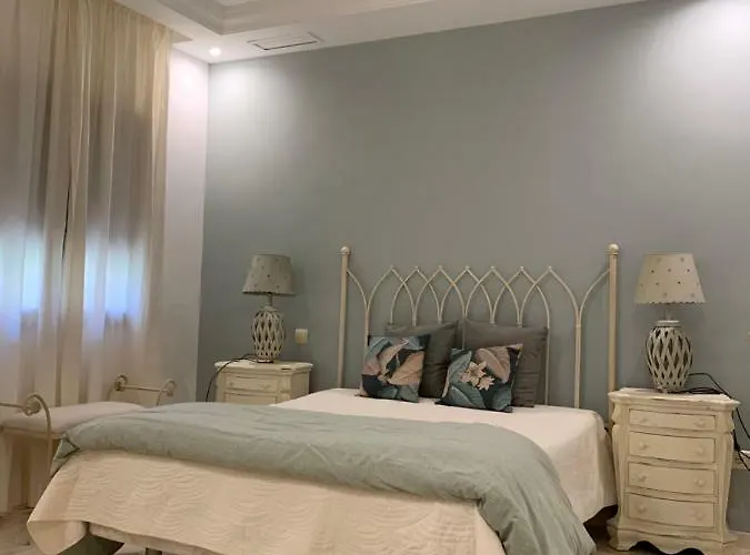 Beachside In Apartment